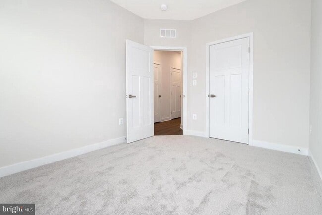 Building Photo - 11003 Resort Road