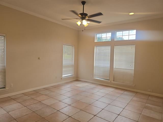 Building Photo - 6376 Newport Ct