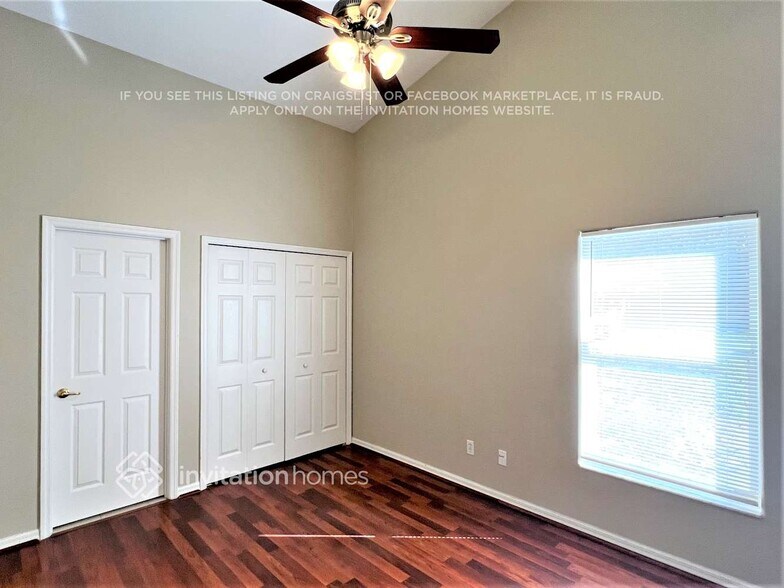 Building Photo - 14809 Pine Cone Trail