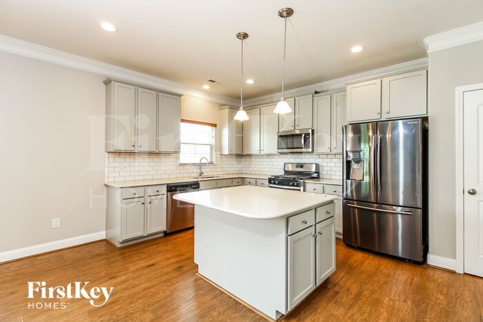Building Photo - 5219 Harvest Oak Dr