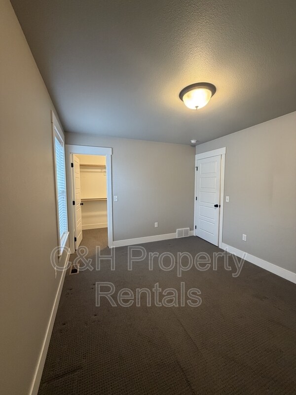 Building Photo - 1826 Walter Creek Blvd