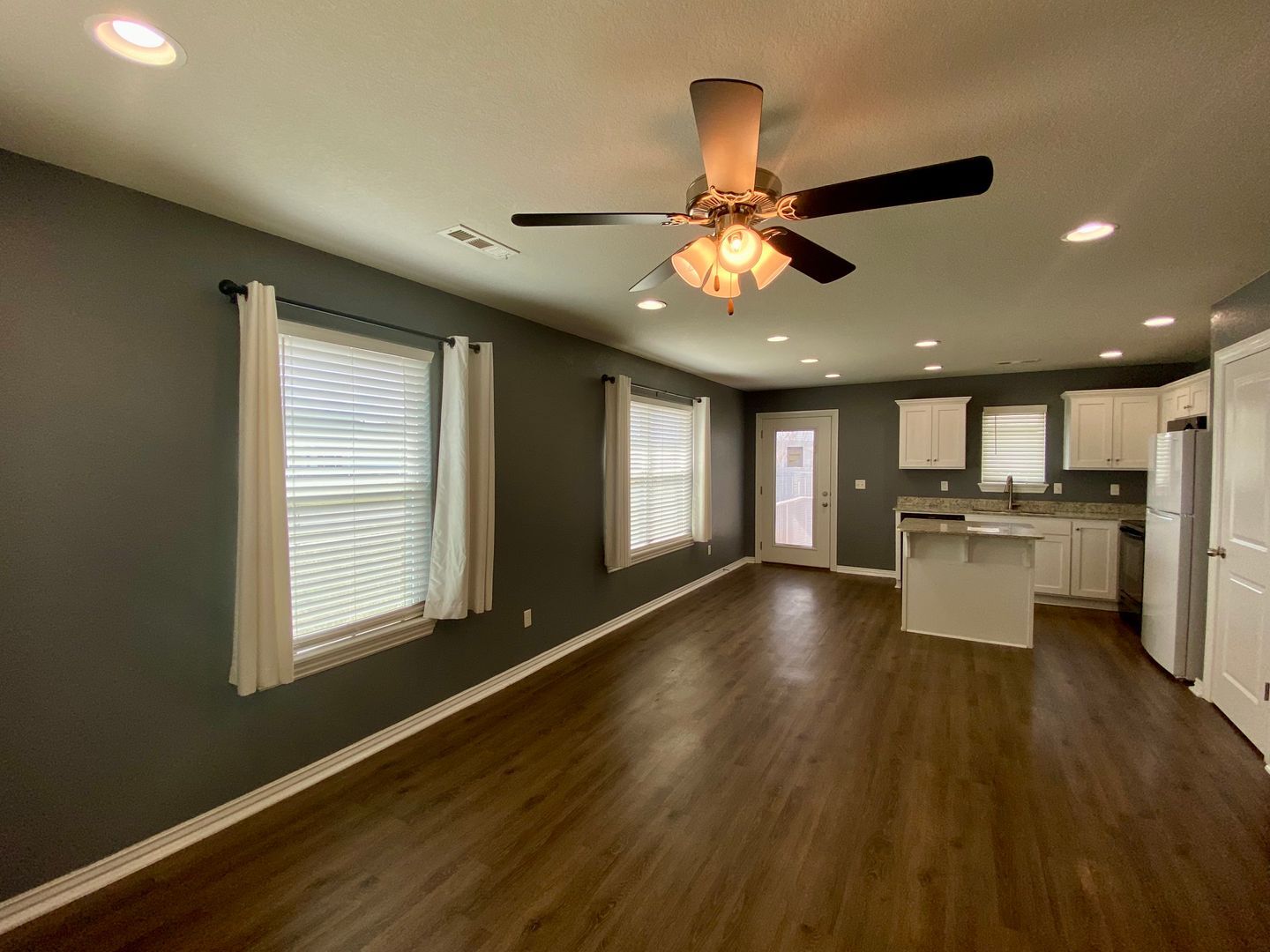 Building Photo - 1660 Gallant Fox Ln