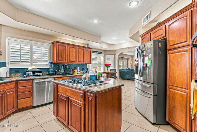Building Photo - 13566 Emerald Coast Ln