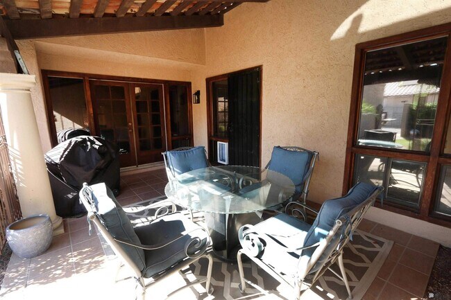 Building Photo - 3533 S Cholla Dr