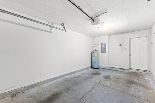 Building Photo - 6700 Bowden Rd