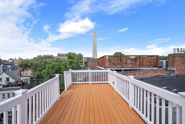 Building Photo - 54 Monument Ave