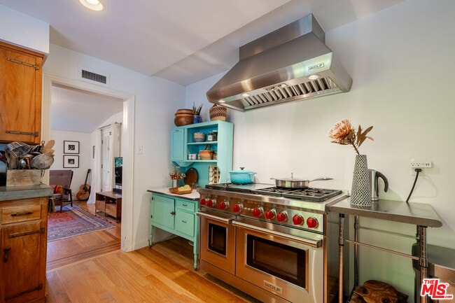 Building Photo - 17401 Londelius St