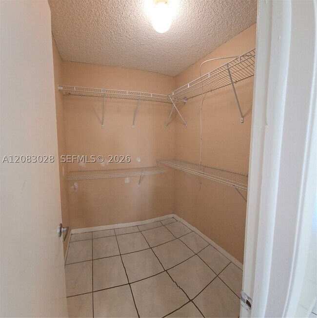 Building Photo - 8933 SW 123rd Ct