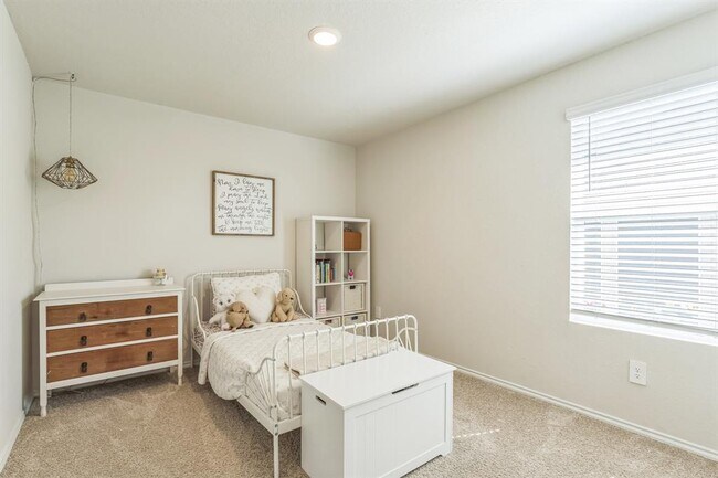 Building Photo - 821 Bahia Pl