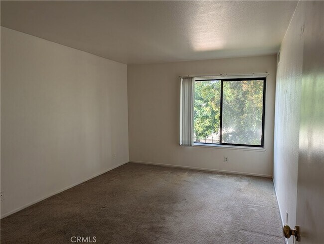 Building Photo - 6815 Remmet Ave