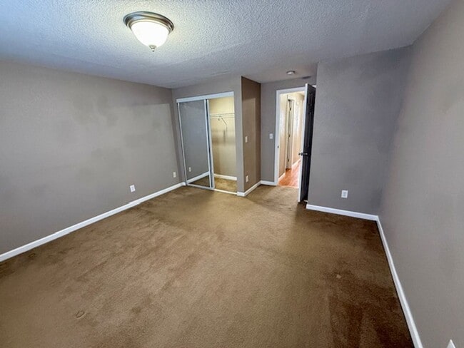 Building Photo - Wheat Ridge 2-story