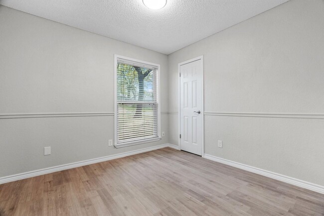 Building Photo - **Showing May 2 @ 5:30 PM** Three Bedroom ...