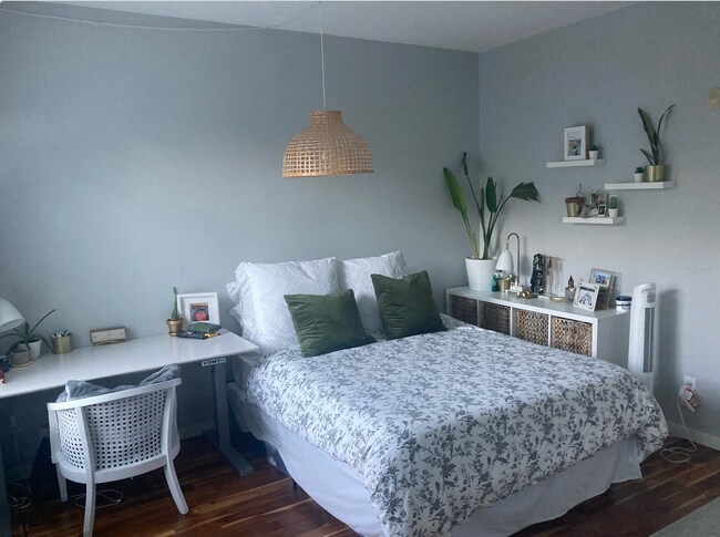 Building Photo - 4400 W 46th Ave