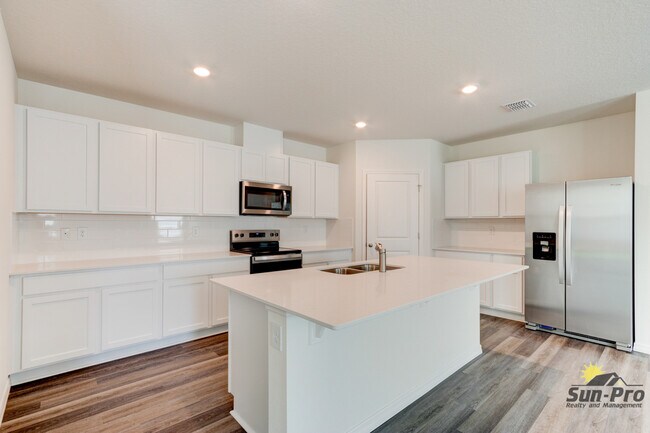 Building Photo - 4240 Acoma Dr