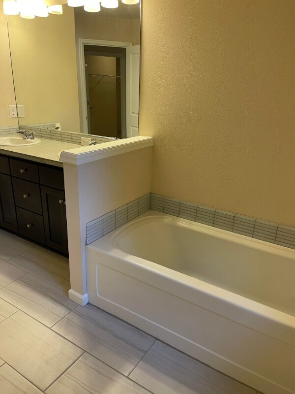 Building Photo - 11317 NE 116th Ct