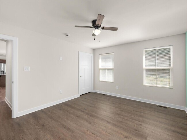 Building Photo - BeachTree Preserve Beauty | Finished Basement, Pool Access & Lawn Care Included