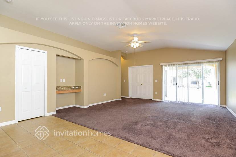 Building Photo - 7413 Pulteney Dr