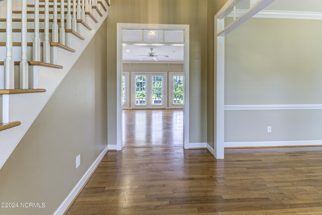 Building Photo - 3128 Braemar Ln