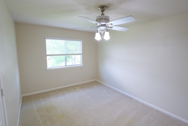 Building Photo - 24731 Cobble Canyon Ln