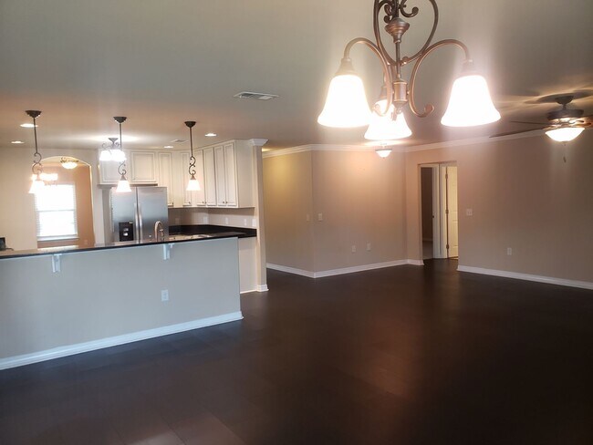 Building Photo - 3 bedroom in Sound Hammock Navarre!!