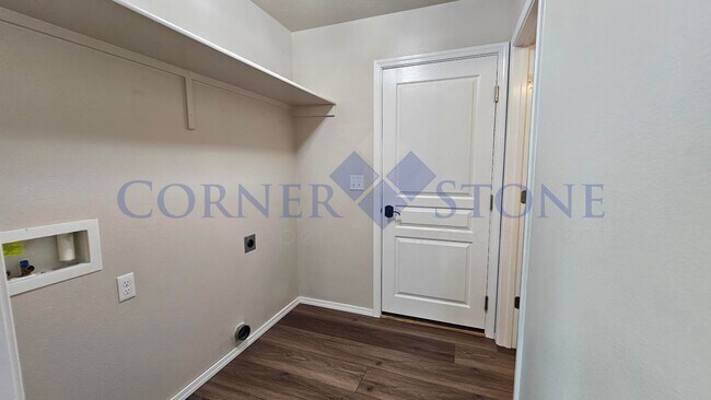Building Photo - Beautiful Home in Star with RV Parking!