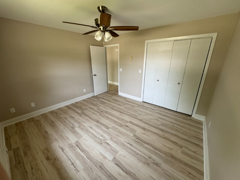 Building Photo - 100 Timbercreek Dr
