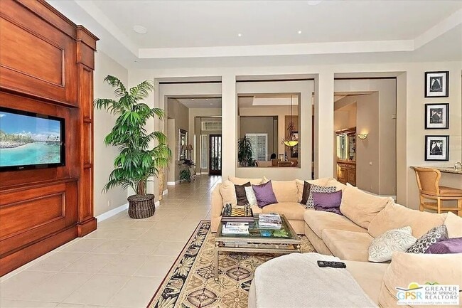 Building Photo - 46 Vista Encantada