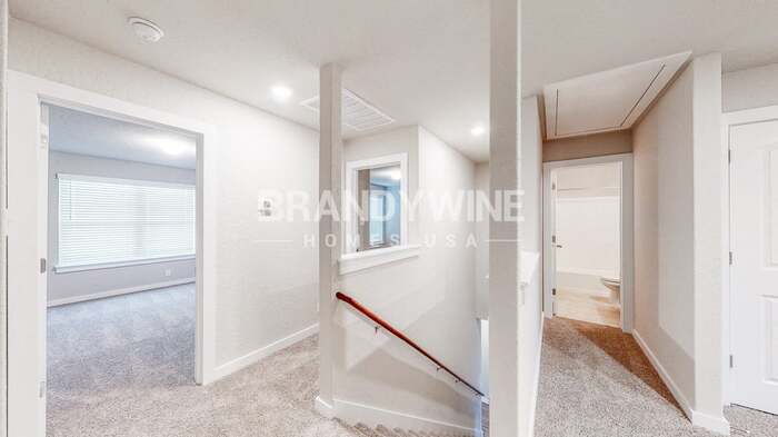 Building Photo - 10410 Ida Gdn Wy