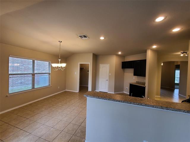 Building Photo - 512 Basswood Ln