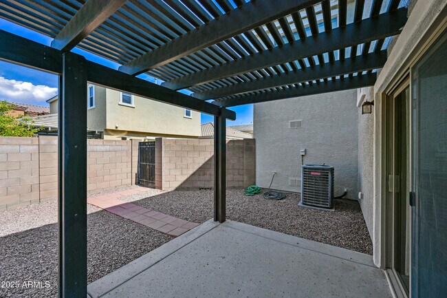 Building Photo - 2748 E Megan St