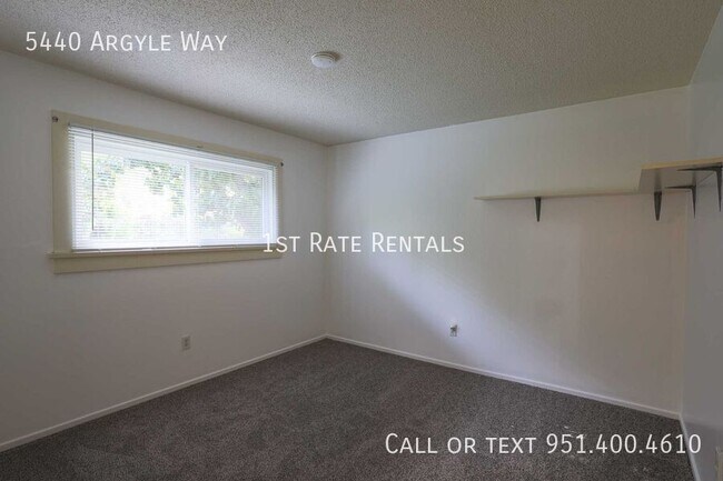 Building Photo - 5440 Argyle Way