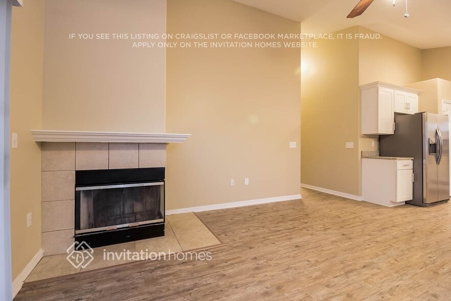 Building Photo - 14100 Yellow Wood Cir