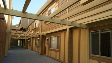 Building Photo - 3009 Madison Ave