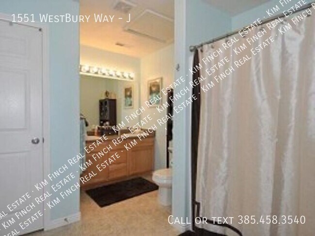 Building Photo - 1551 Westbury Way