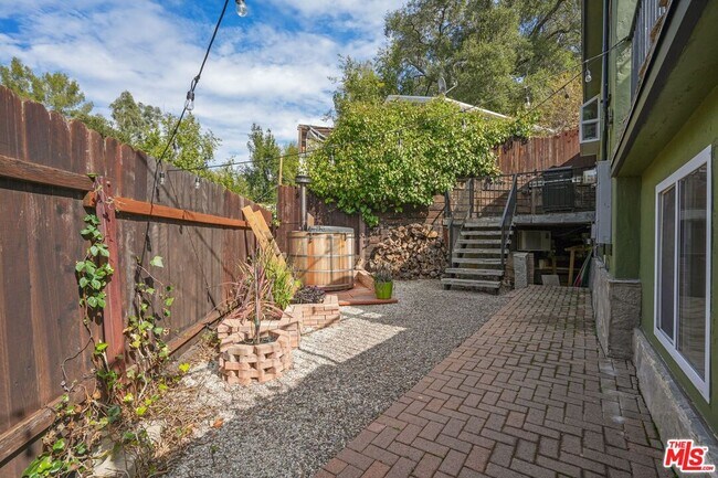 Building Photo - 21549 Summit Trail