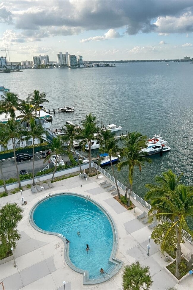 Building Photo - 1865 79th Street Causeway