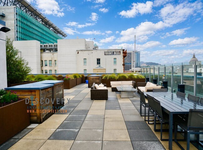 Building Photo - Mid-Market Modern Studio for Effortless City Living