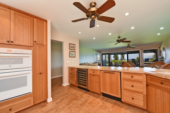 Building Photo - 50 Puu Anoano St