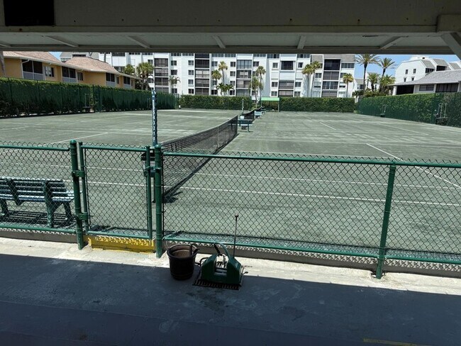 Building Photo - 2400 S Ocean Dr