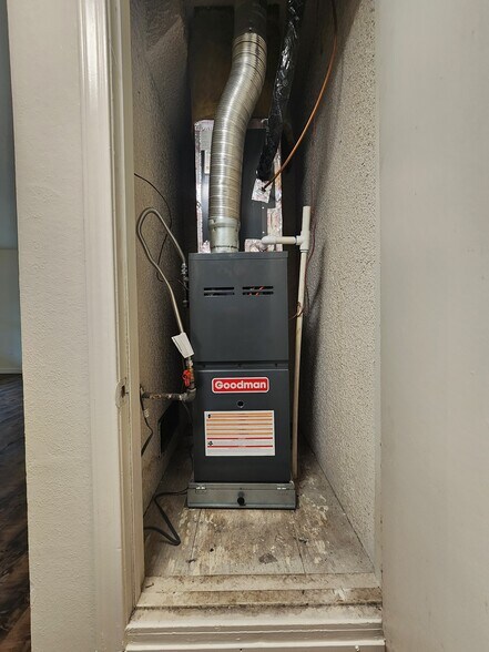 Central Air AC/Heating - 431 S Simpson Ave