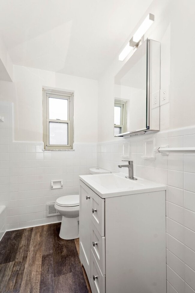 Building Photo - AVAILABLE MID-MARCH! Don’t miss this STUNNING 3 BEDROOM BRICK HOME LOCATED IN WEST VIEW!