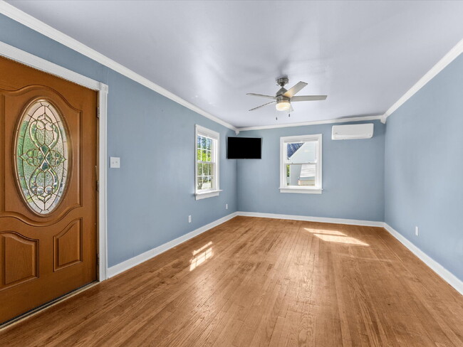 Building Photo - 7602 Woodman Rd