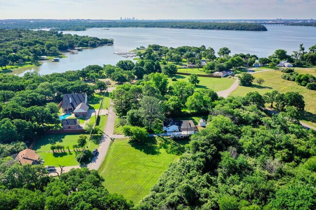 Building Photo - 4109 Brooks Baker Ave