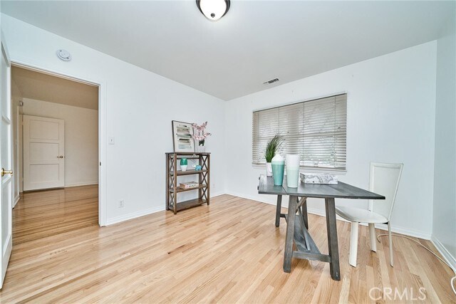 Building Photo - 503 Longden Dr