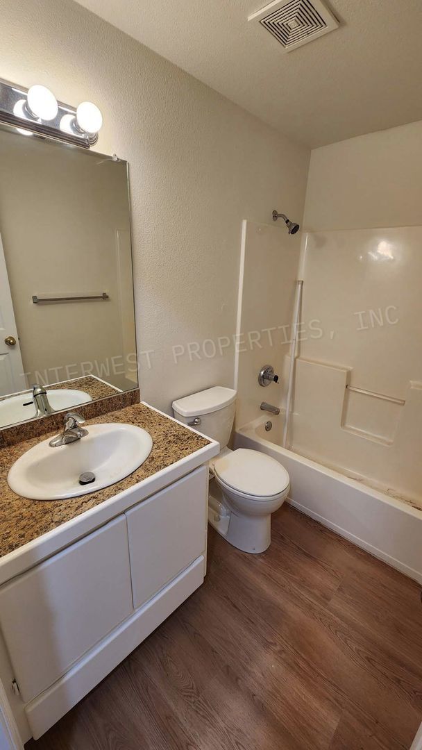 Building Photo - Remodeled 3 Bd Home W/ Washer & Dryer Hook-ups, Large Fenced Backyard, Gas Fireplace & 2 Car Garage!