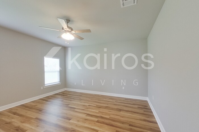 Building Photo - 13766 Willowmore Dr