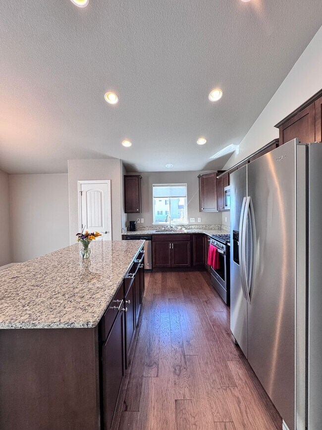 Building Photo - Gorgeous newer home in Timnath