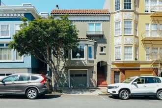 Building Photo - 3017-3023 Baker Street