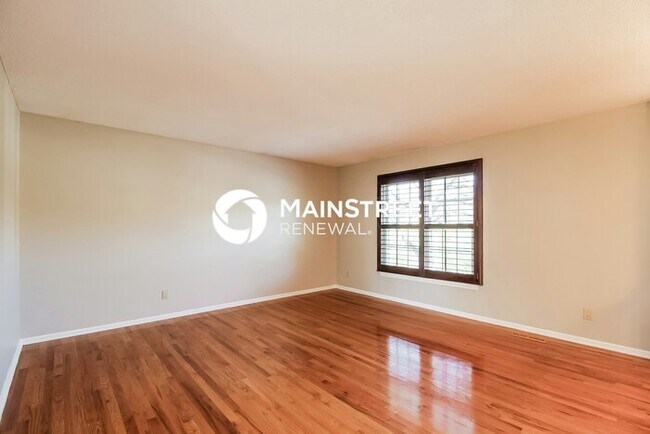 Building Photo - 3 Bedroom Pet-Friendly Home in Kansas City...