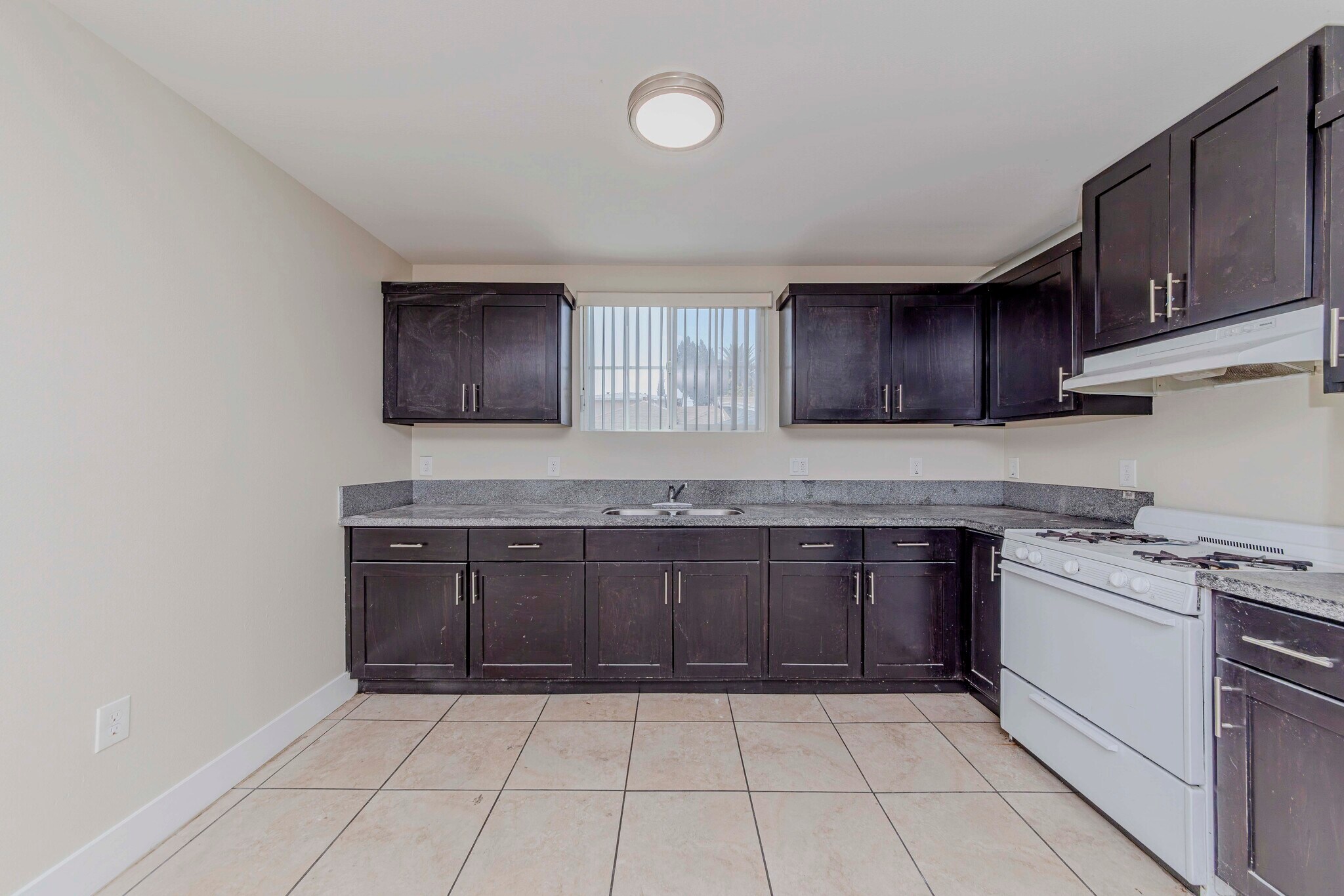 Building Photo - 8711 McKinley Pl